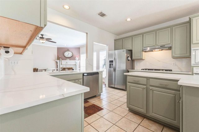 15415 Longhorn Cavern Drive, Sugar Land, TX 77498