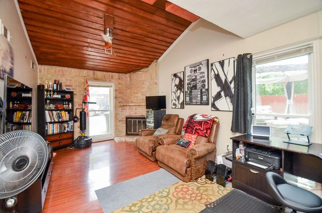 17823 S Cypress Villas Drive, Spring, TX 77379