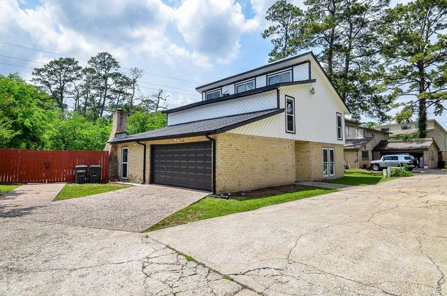 17823 S Cypress Villas Drive, Spring, TX 77379