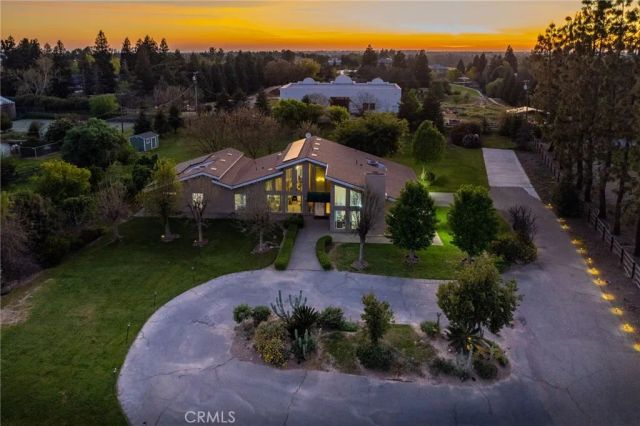 12235 Willow Avenue, Clovis, CA 93619