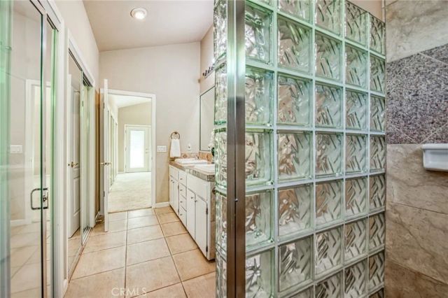 12235 Willow Avenue, Clovis, CA 93619