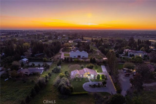 12235 Willow Avenue, Clovis, CA 93619