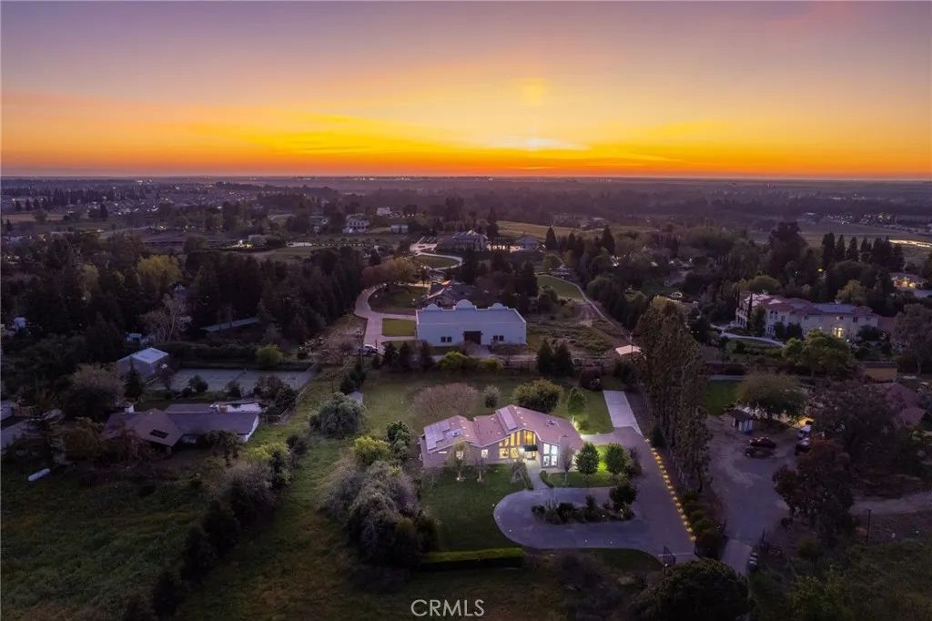 12235 Willow Avenue, Clovis, CA 93619
