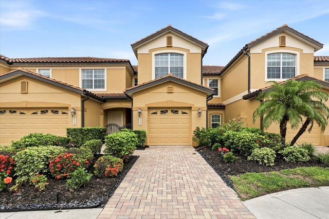 8137 MIRAMAR WAY, Lakewood Ranch, FL 34202