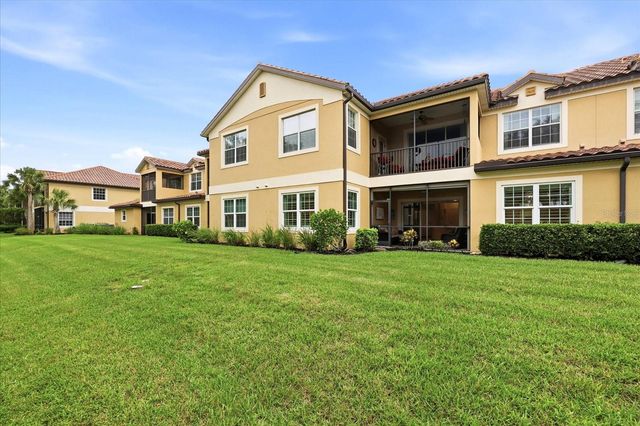 8137 MIRAMAR WAY, Lakewood Ranch, FL 34202