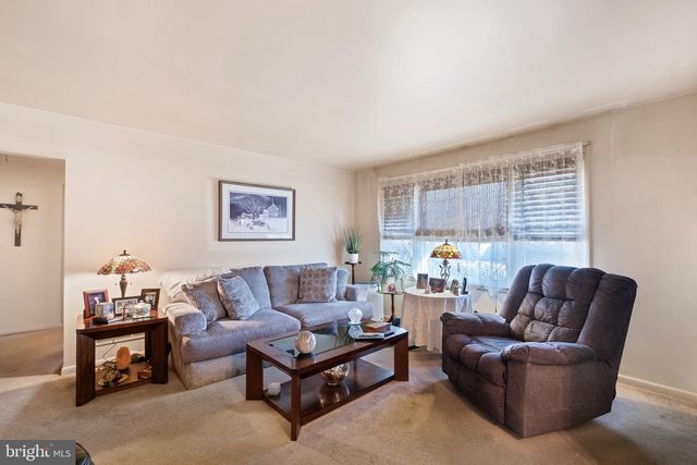 4517 SHARON DR, Wilmington, DE 19808