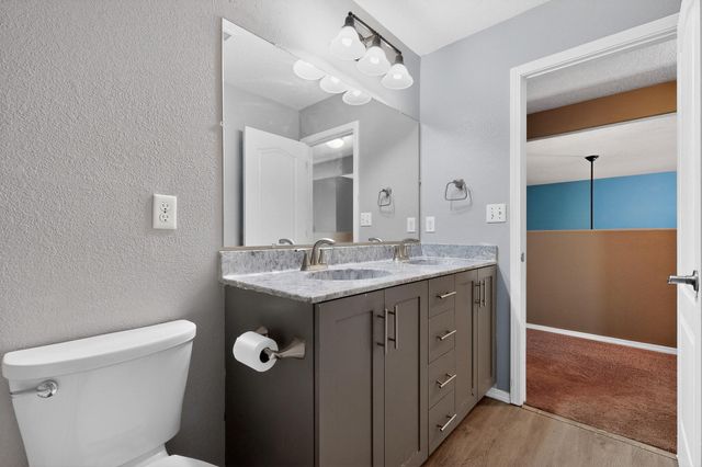 3330 Campfire Street SW, Los Lunas, NM 87031