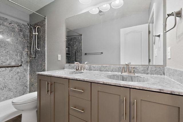 3330 Campfire Street SW, Los Lunas, NM 87031