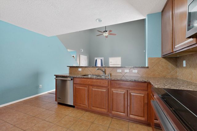 3330 Campfire Street SW, Los Lunas, NM 87031