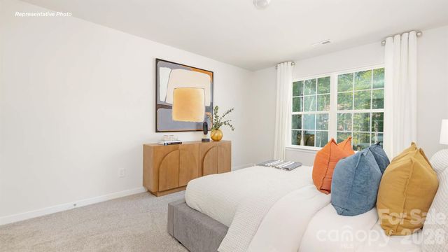 5112 Parker Forest Drive, Charlotte, NC 28215