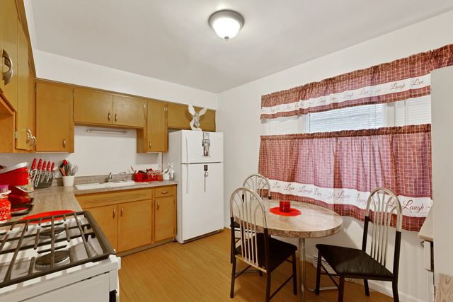5950 W SCHUBERT Avenue, Chicago, IL 60639