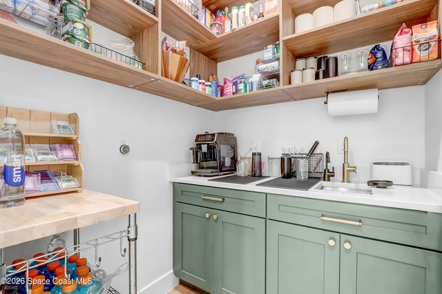 4225 Negal Circle, Melbourne, FL 32901