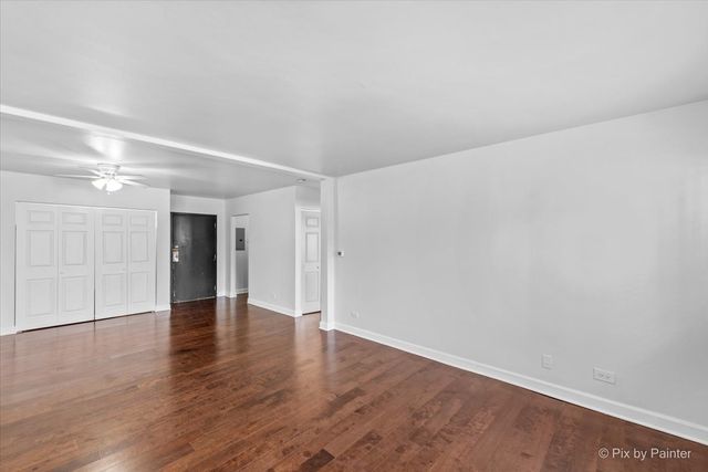 7319 N Rogers Avenue 104, Chicago, IL 60626