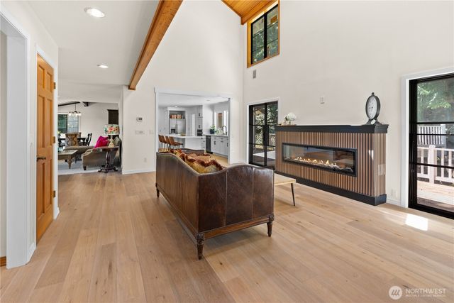 178 Bella Bella Drive, Fox Island, WA 98333
