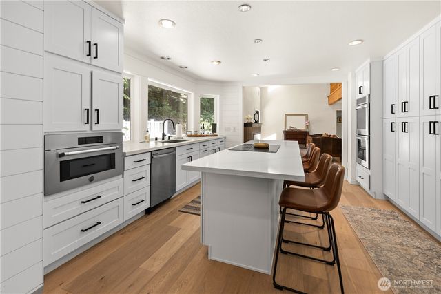 178 Bella Bella Drive, Fox Island, WA 98333