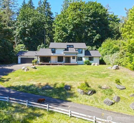 178 Bella Bella Drive, Fox Island, WA 98333