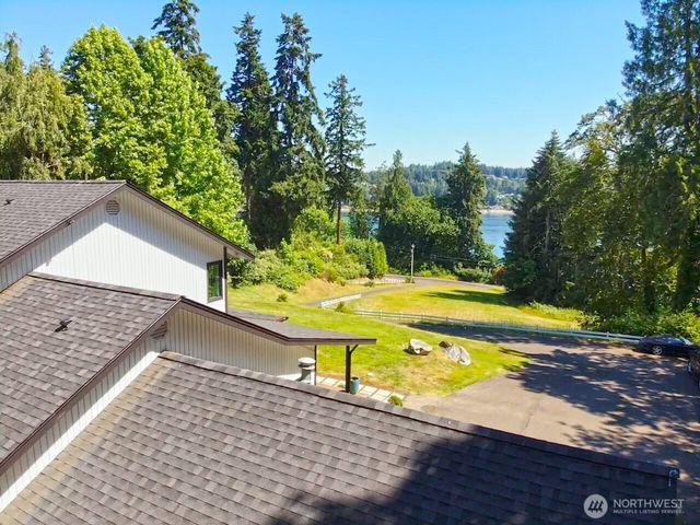 178 Bella Bella Drive, Fox Island, WA 98333