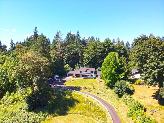 178 Bella Bella Drive, Fox Island, WA 98333