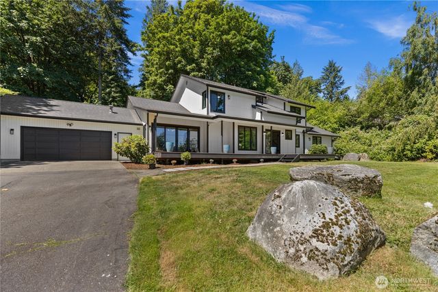 178 Bella Bella Drive, Fox Island, WA 98333