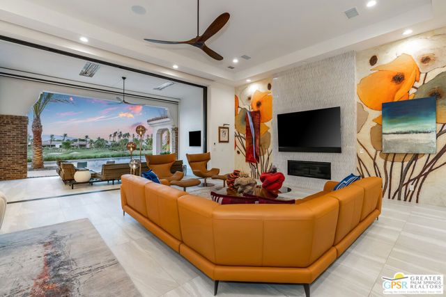 59310 Almeria, La Quinta, CA 92253
