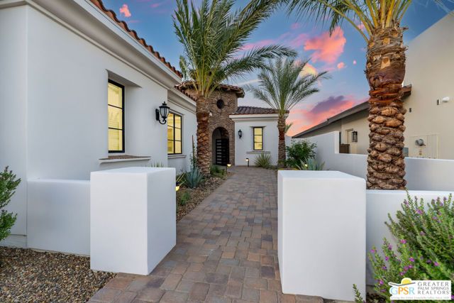59310 Almeria, La Quinta, CA 92253