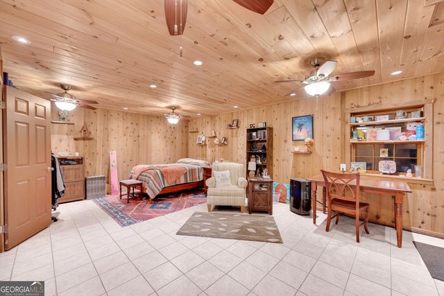 113 Biddy Mtn Lane, Tiger, GA 30576
