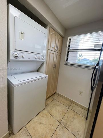 10290 NW 9th St Circle 113, Miami, FL 33172