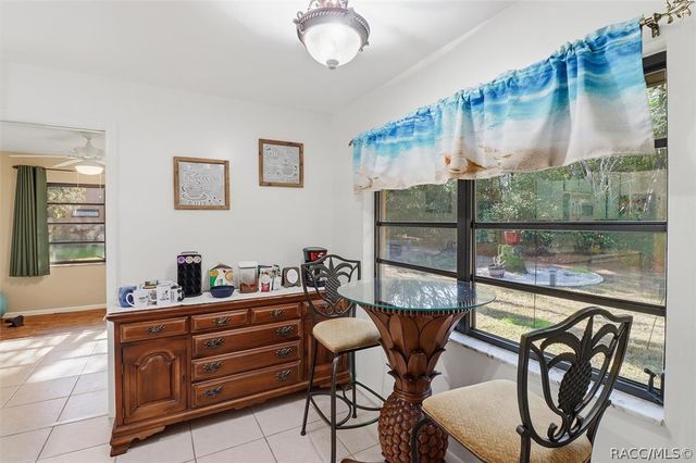 59 Cypress Boulevard W, Homosassa, FL 34446