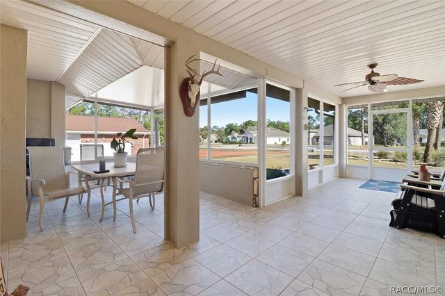 59 Cypress Boulevard W, Homosassa, FL 34446