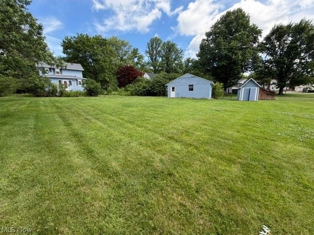 413 W Main Street, South Amherst, OH 44001