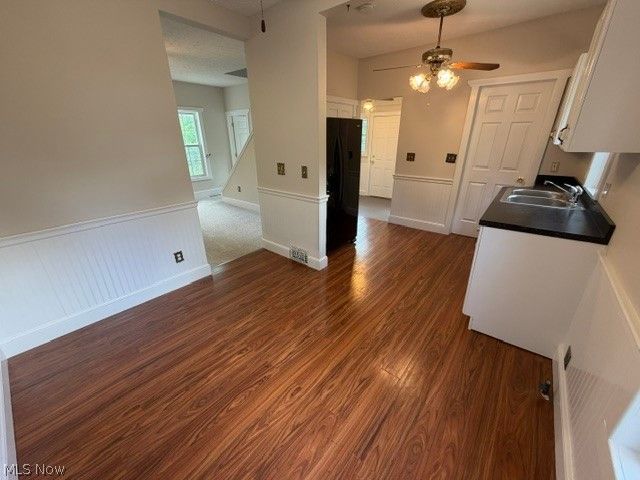 413 W Main Street, South Amherst, OH 44001