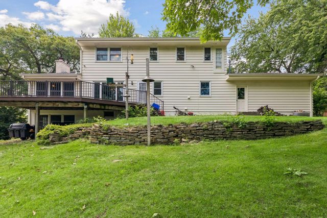 3931 Huntingdon Drive, Hopkins, MN 55305