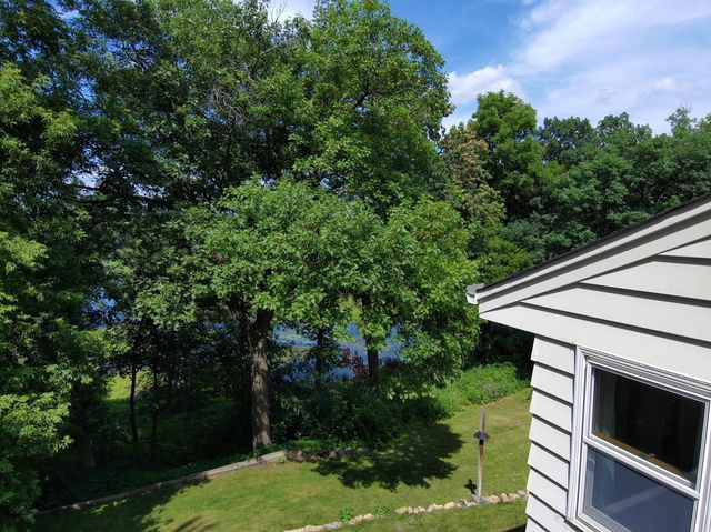 3931 Huntingdon Drive, Hopkins, MN 55305