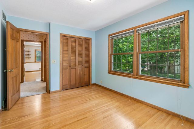3931 Huntingdon Drive, Hopkins, MN 55305