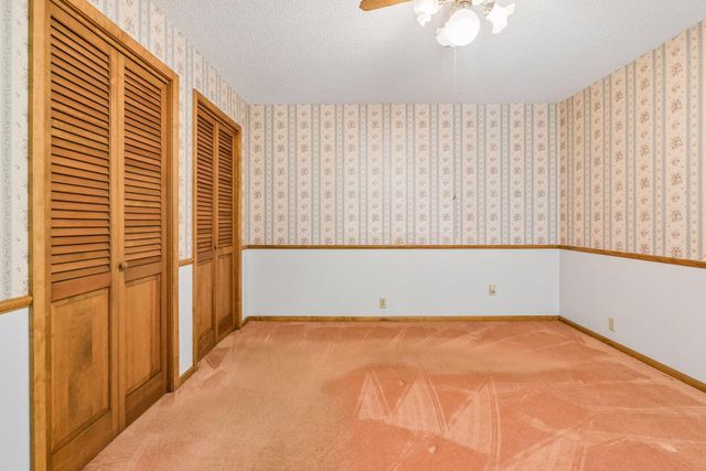 3931 Huntingdon Drive, Hopkins, MN 55305