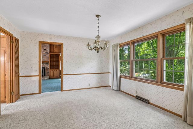 3931 Huntingdon Drive, Hopkins, MN 55305