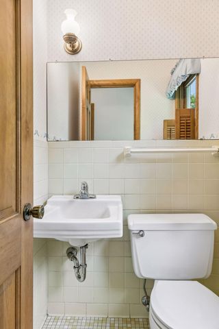 3931 Huntingdon Drive, Hopkins, MN 55305