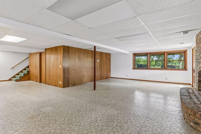 3931 Huntingdon Drive, Hopkins, MN 55305
