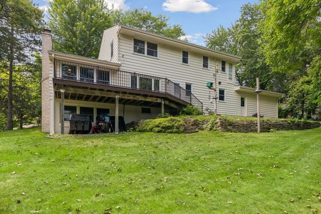 3931 Huntingdon Drive, Hopkins, MN 55305