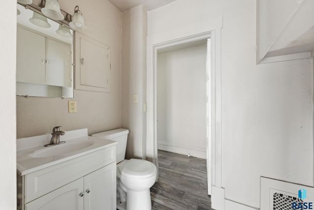 719 S 2nd Ave Avenue, Sioux Falls, SD 57104