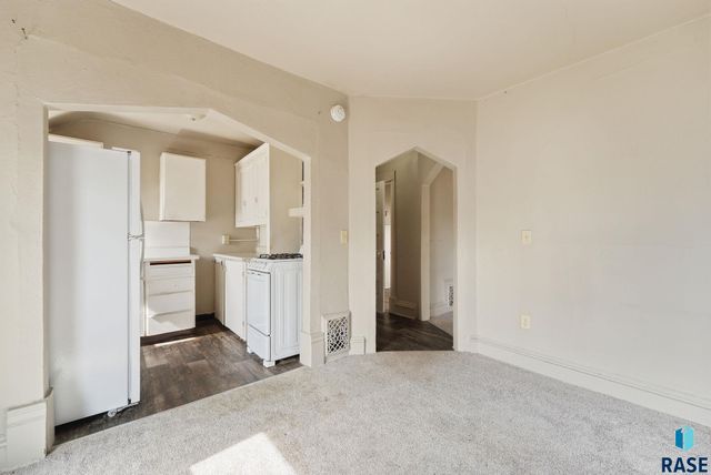 719 S 2nd Ave Avenue, Sioux Falls, SD 57104