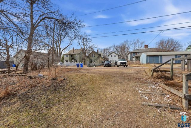 719 S 2nd Ave Avenue, Sioux Falls, SD 57104