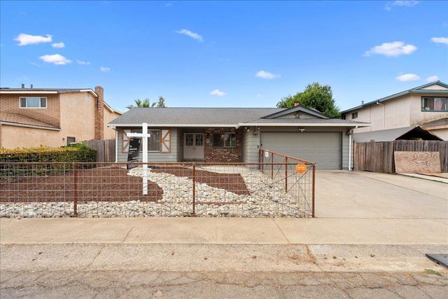 904 E 22nd St, Marysville, CA 95901