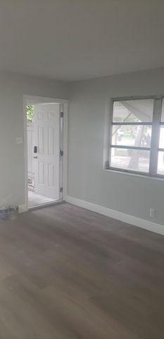 4444 W Golfers Circle W, Palm Beach Gardens, FL 33410