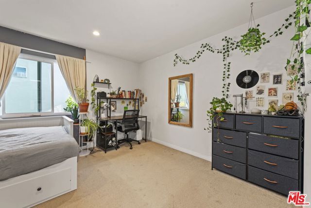 1508 Harvard Street B, Santa Monica, CA 90404