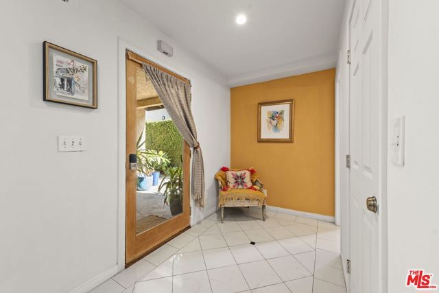 1508 Harvard Street B, Santa Monica, CA 90404