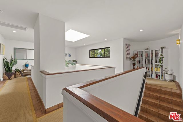 1508 Harvard Street B, Santa Monica, CA 90404