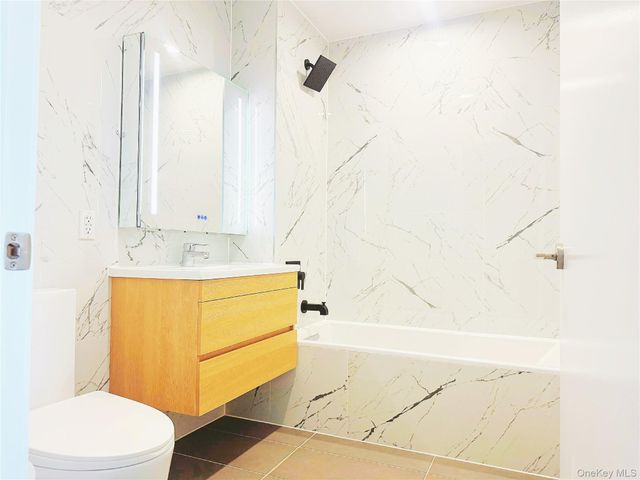 150-02 Northern Boulevard 4B, Flushing, NY 11354