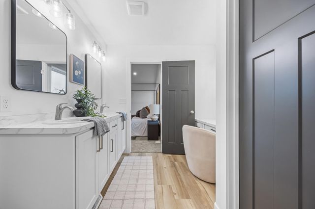 8378 62 Street S, Horace, ND 58047