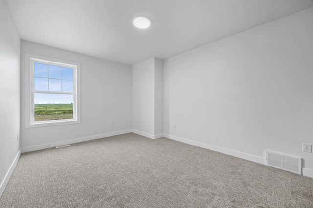 8378 62 Street S, Horace, ND 58047